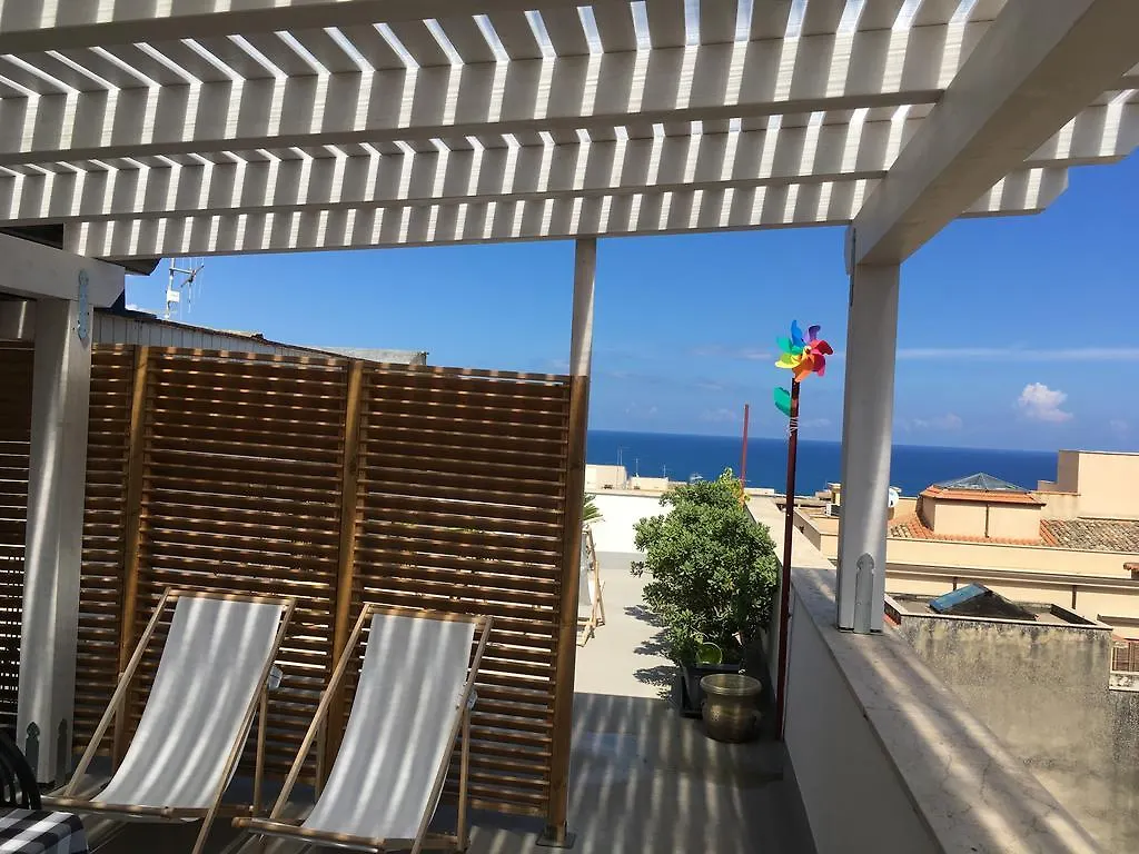 شقة Terrazza Con Vista Sul Porto كاستيلاّماري ديل غو